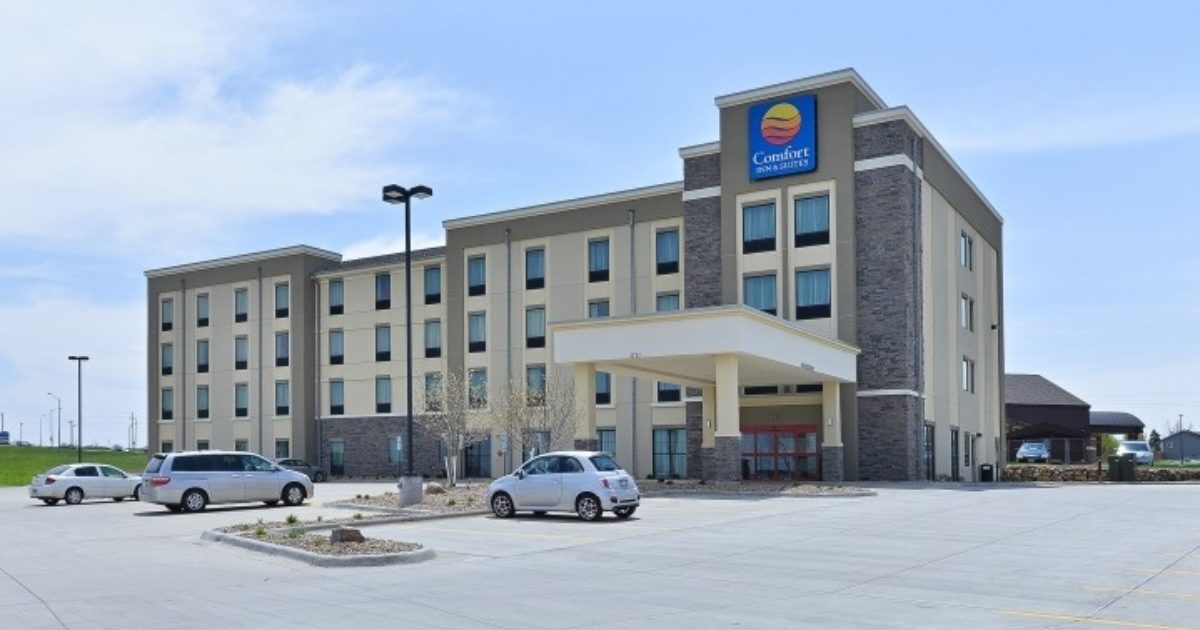 Comfort Inn & Suites Experience Sioux Falls