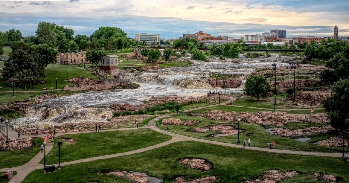 Falls Park in Sioux Falls, SD Experience Sioux Falls