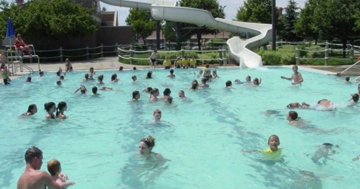 laurel park pool