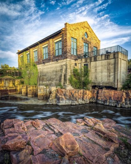 Overlook Cafe @michiganartist